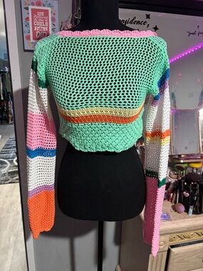 Crop knit multicolored sweater